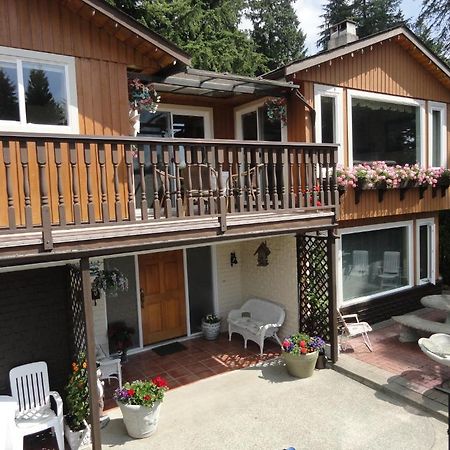 Mountain Bed & Breakfast North Vancouver Esterno foto